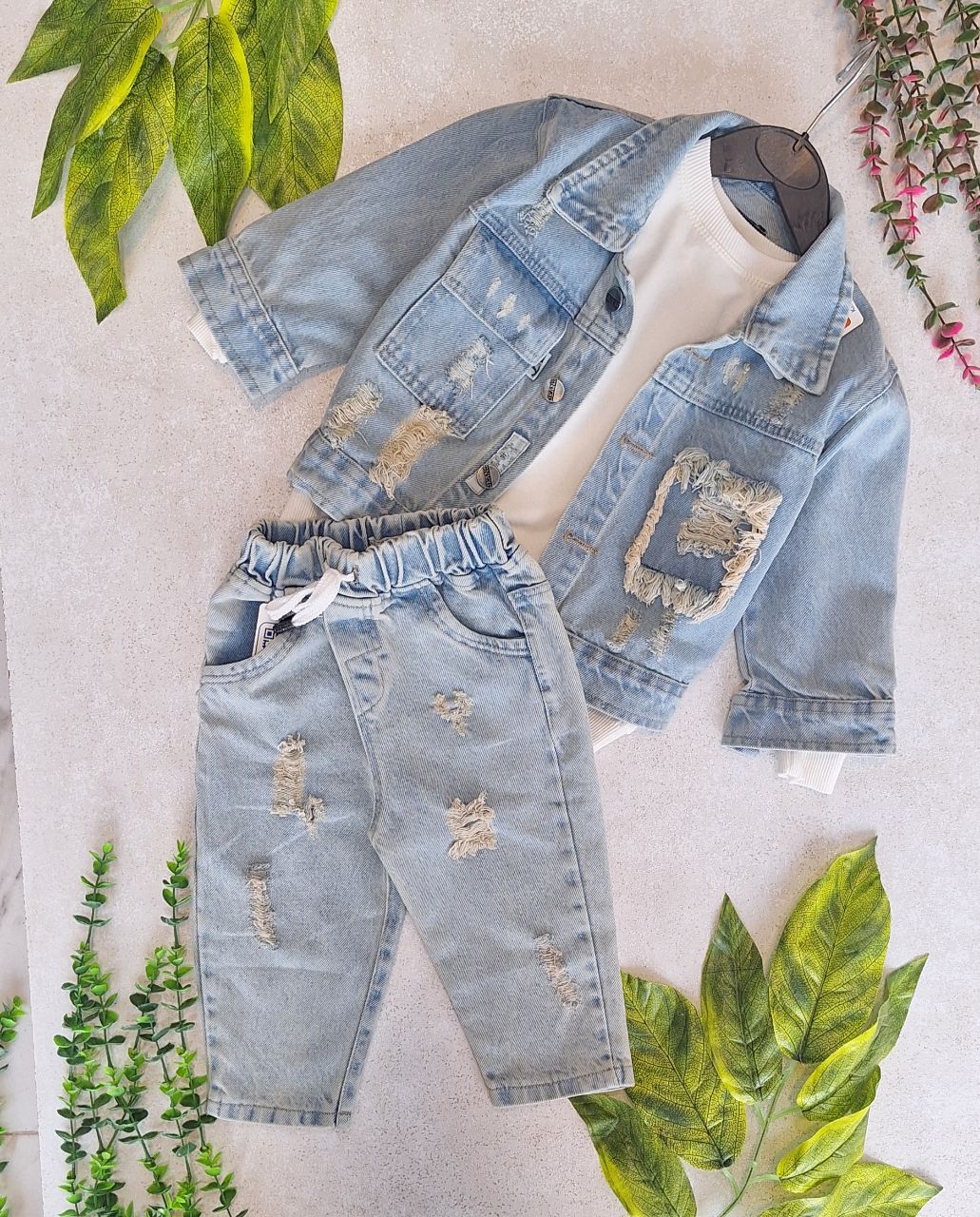 کت و شلوار جین آرش